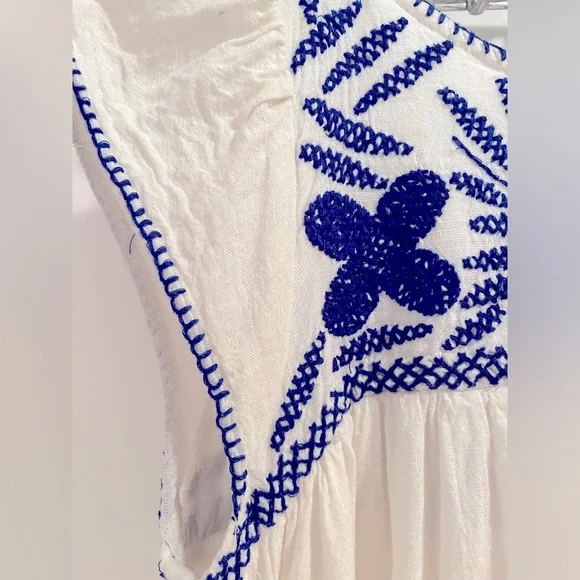 Stunning Urban Outfitters Mama Mia Embroidered white and blue lined dress - Picture 2 of 9